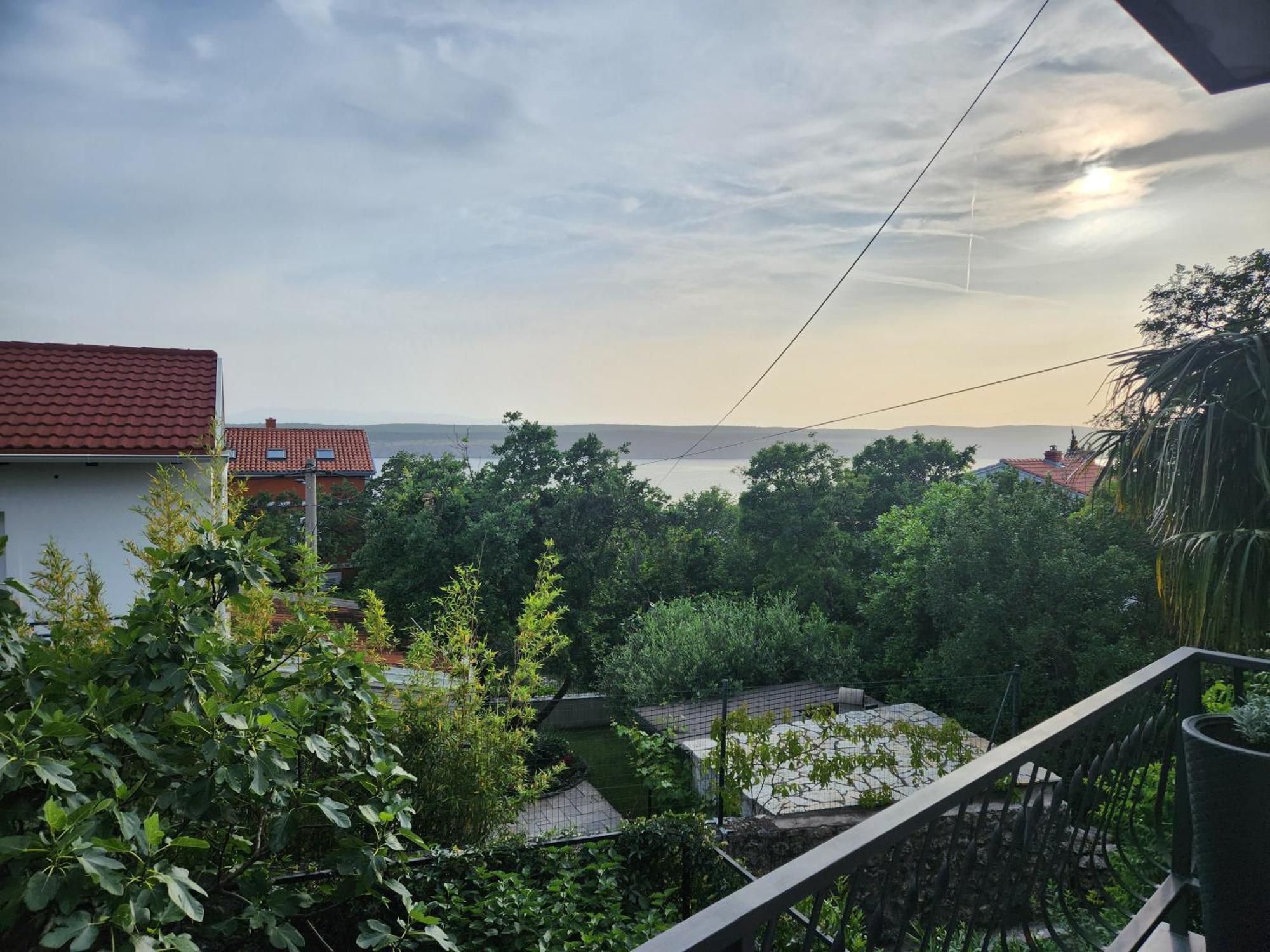 Apartmani Mazzarolli Jadranovo Exterior photo
